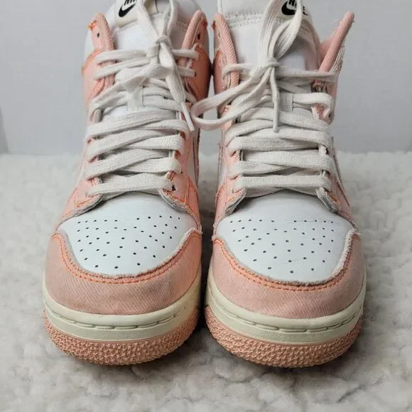 Nike Dunk High Top Womens Sneaker Size 8 Denim Corral White Leather DV1143-800